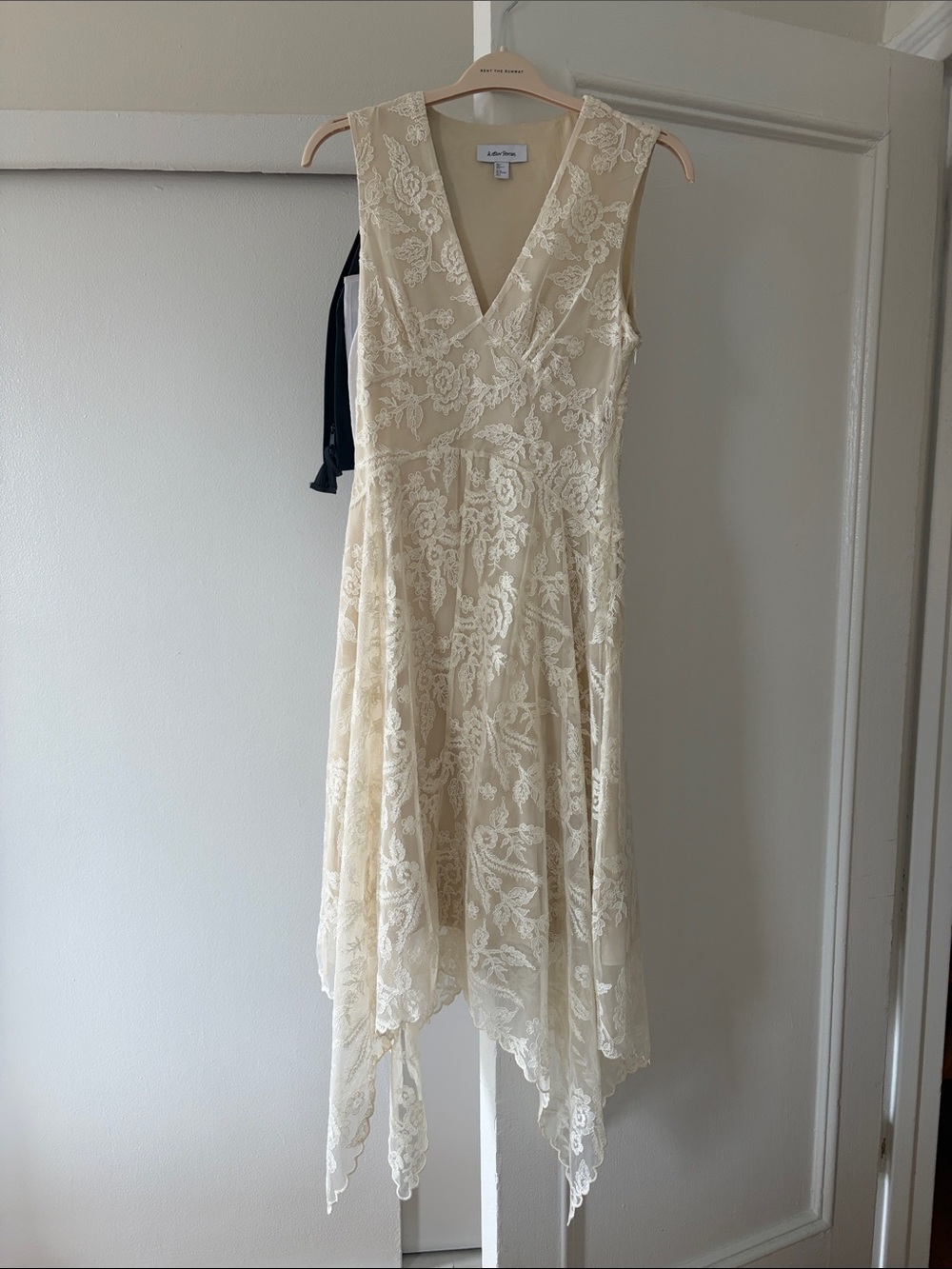 & Other Stories Cream Lace Asymmetrical V-Neck Dress
